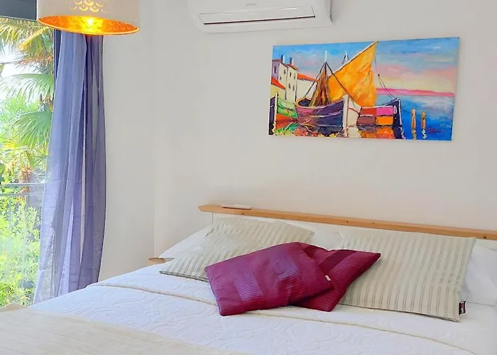 Equilibrium شقة *